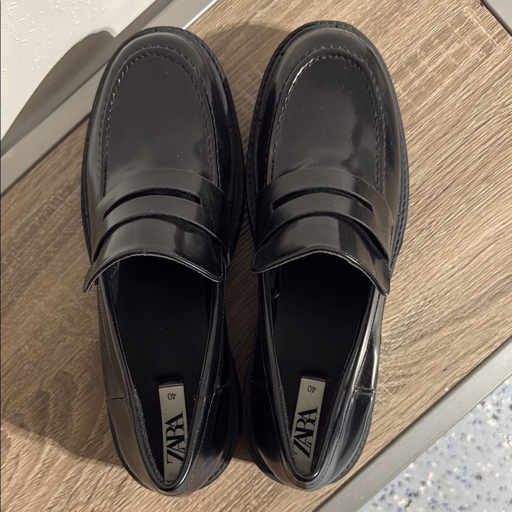 Brand new Zara women’s Black Loafers